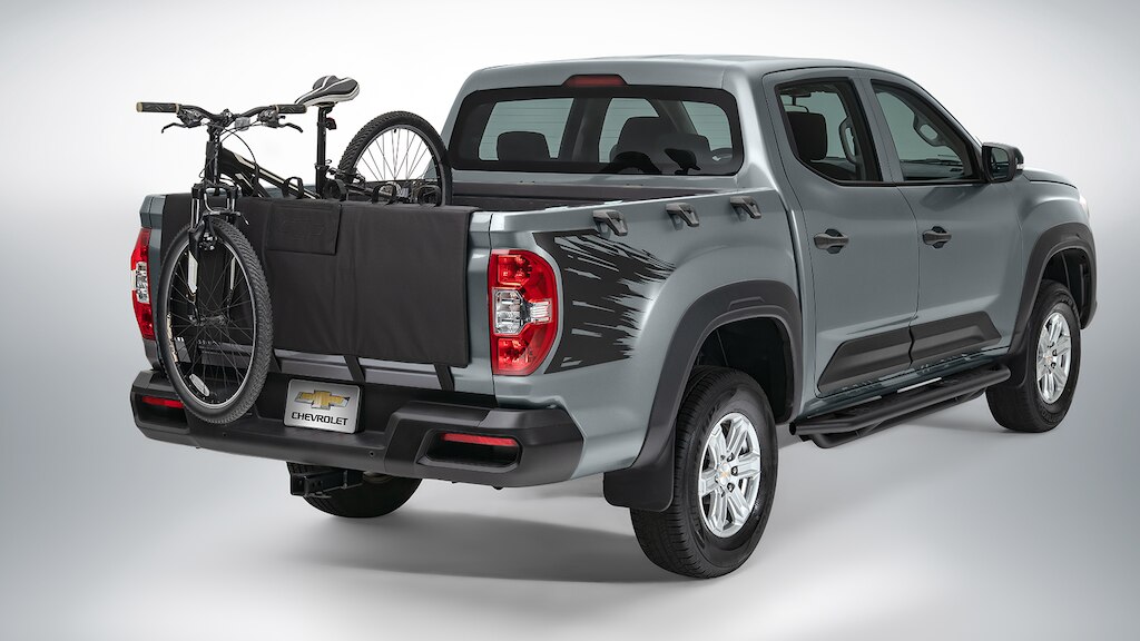 Portabicicleta de batea forma parte del kit adventure para Chevrolet S10 Max 2025, camioneta pickup 4 cilindros