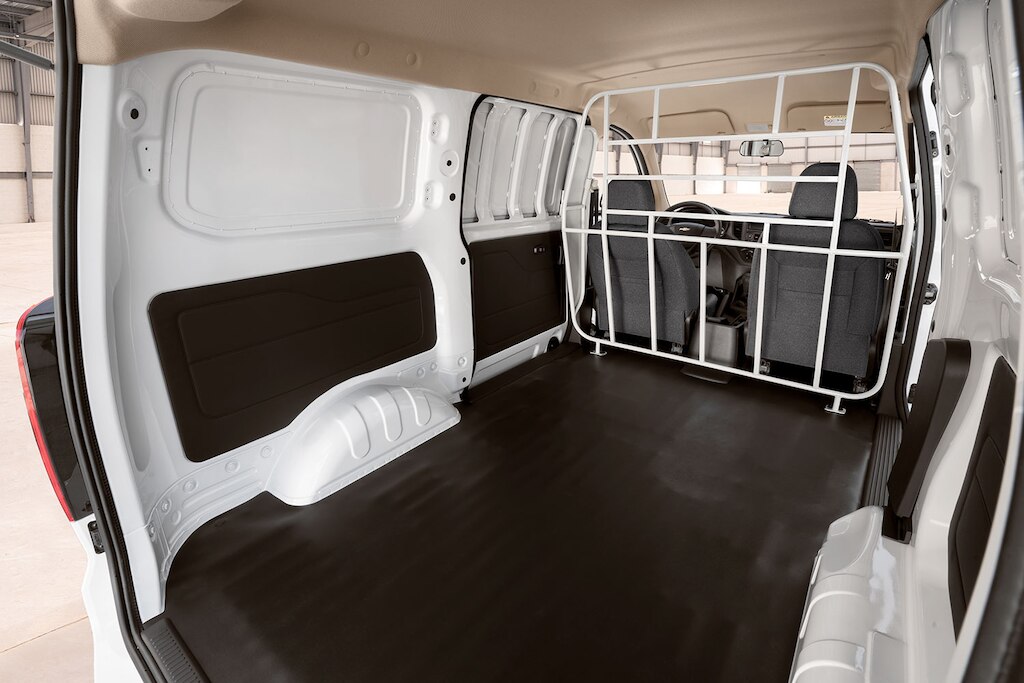 Tapete para el área de carga de furgoneta Chevrolet Tornado Van 2025
